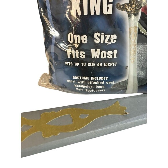 SPIRIT HALLOWEEN Midnight king ADULT SIZE COSTUME ONE SIZE: 42-46 With Sword - Picture 3 of 4